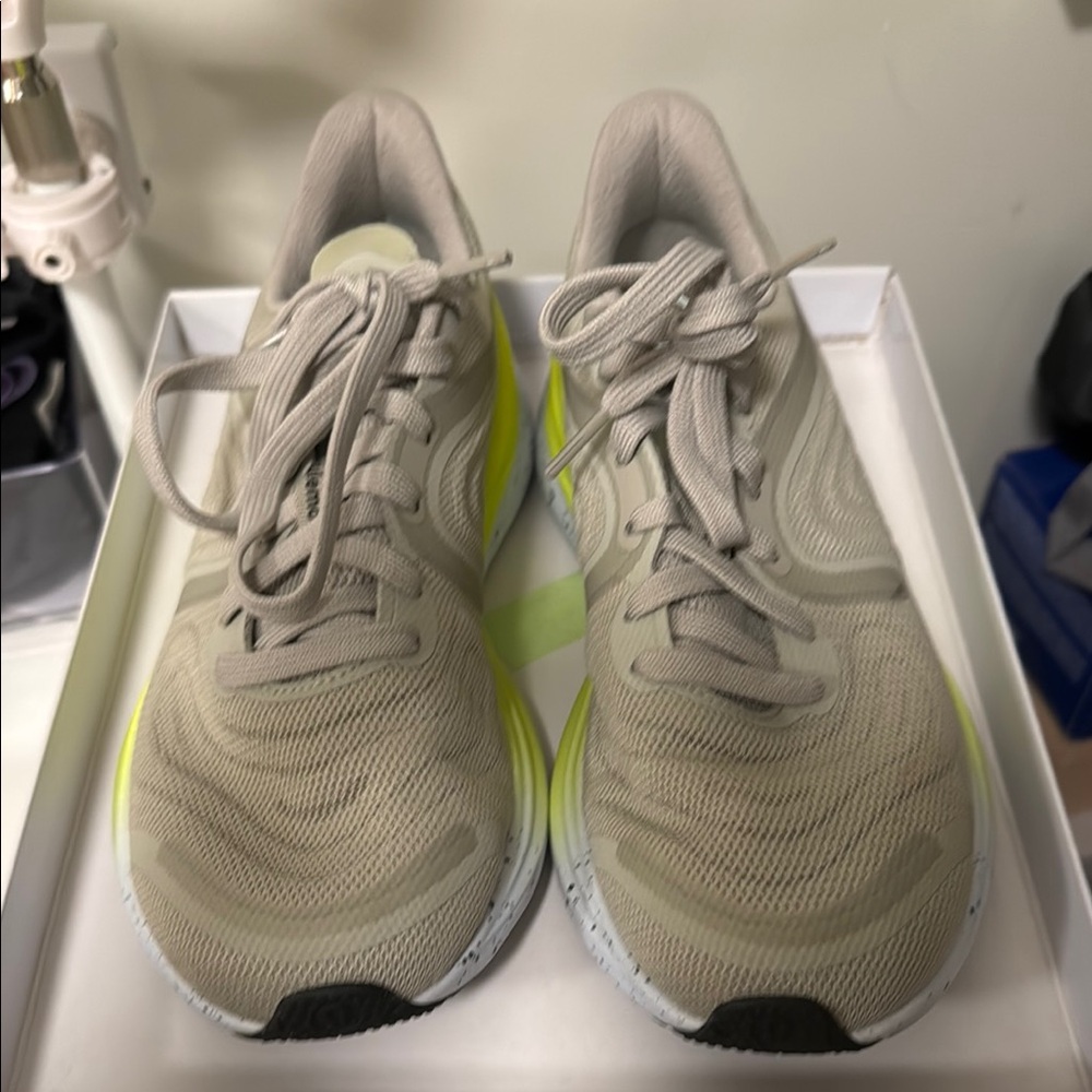 W Blissfeel Run 2 Shoes